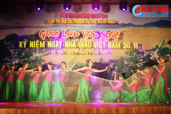 an tuong dem giao luu van nghe ky niem ngay nha giao