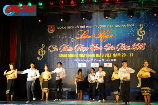 dac sac dem lien hoan ca mua nhac sinh vien dh ha tinh