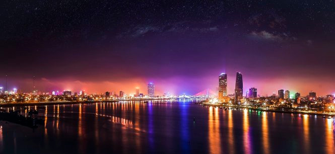 Đà Nẵng về đêm - Ảnh: T.VINH du lich viet nam sao cu khoac mai chiec ao xoang xinh