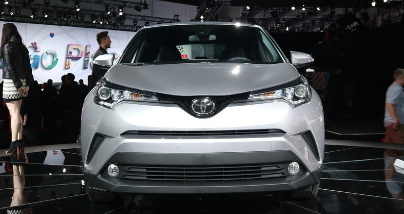 toyota c hr doi thu cua mazda cx 3 se ban ra vao dau nam 2017