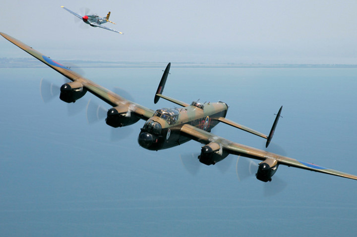 su dang so cua may bay nem bom avro lancaster mk x noi tieng