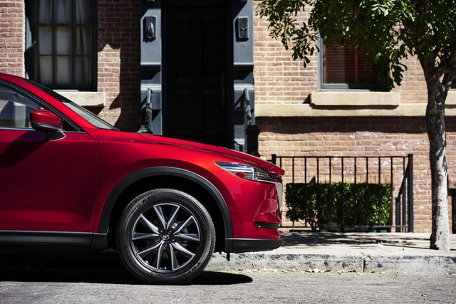 can canh mazda cx 5 hoan toan moi
