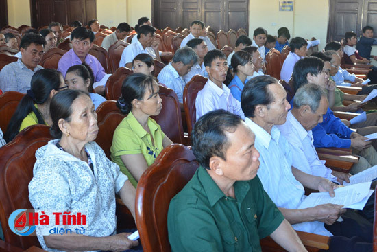 tu van tuyen dung xkld cho nguoi dan 10 xa bai ngang thach ha