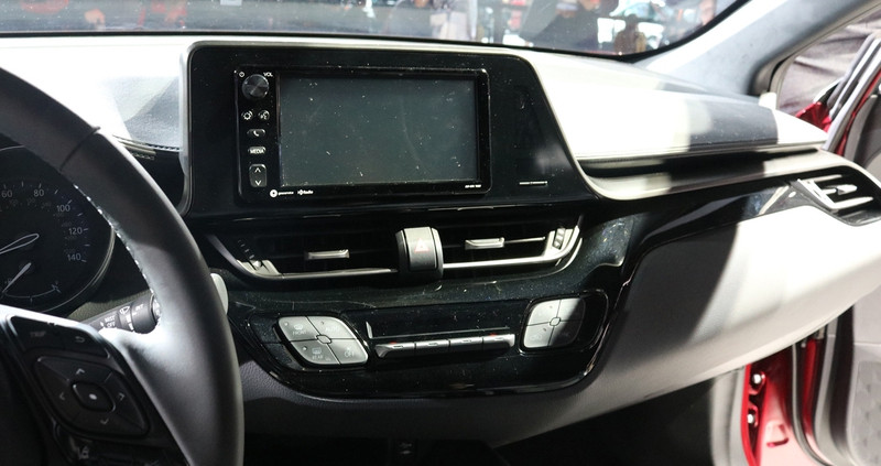 toyota c hr doi thu cua mazda cx 3 se ban ra vao dau nam 2017