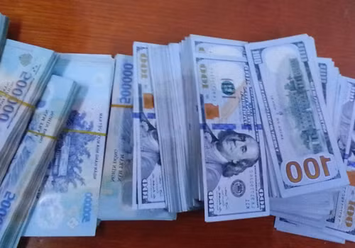 nguoi giup viec chon tien ty an trom o vuon chuoi