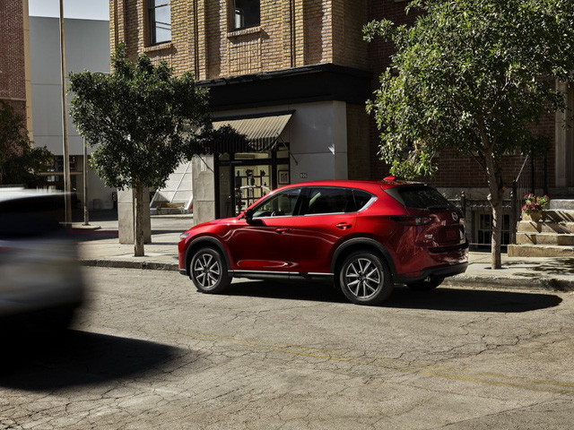 can canh mazda cx 5 hoan toan moi