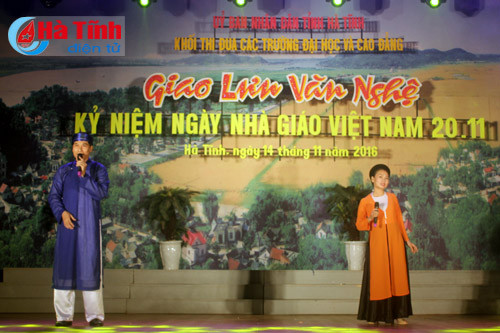 an tuong dem giao luu van nghe ky niem ngay nha giao