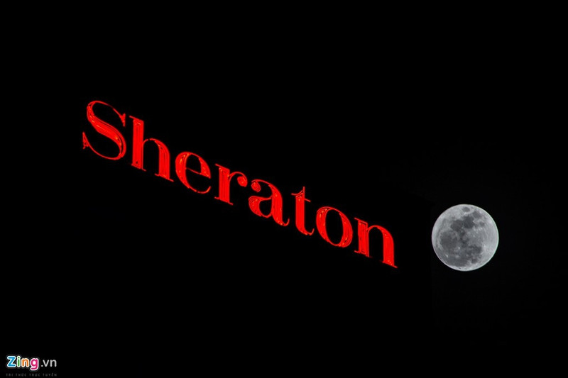 sieu trang lon nhat 70 nam tren bau troi viet nam