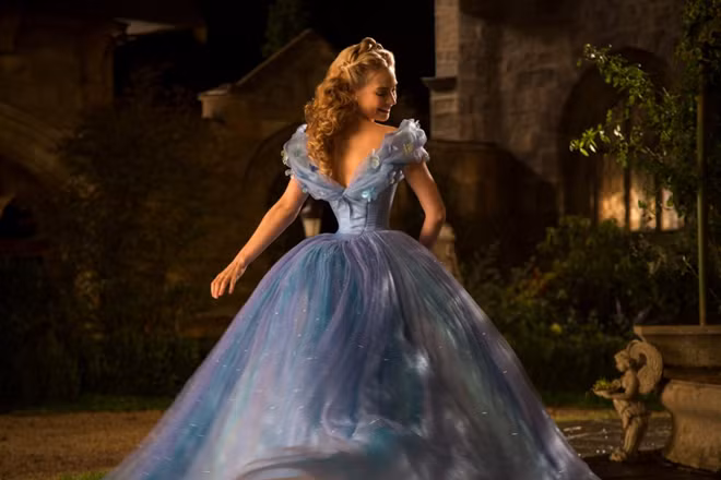 nhung trang phuc cong chua dep nhat man anh