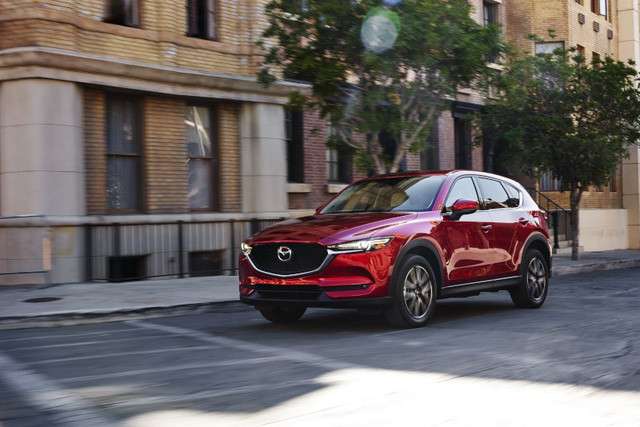 can canh mazda cx 5 hoan toan moi