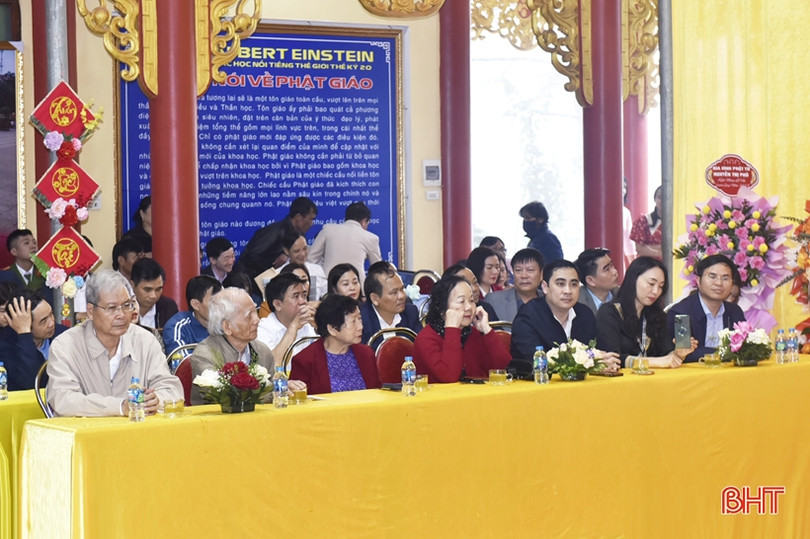 Chùa Hang - Hồng Lĩnh khai hội mùa xuân