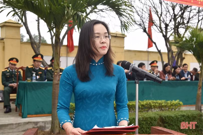 Tân binh Hà Tĩnh lên đường làm nghĩa vụ với Tổ quốc