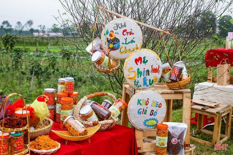 Trải nghiệm “Chợ gánh - Mùa thương đầu” tại Hà Tĩnh