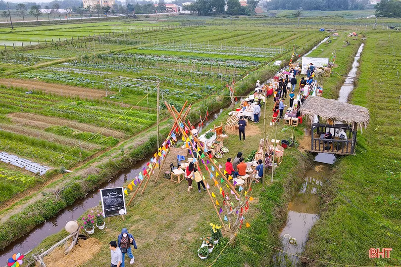 Trải nghiệm “Chợ gánh - Mùa thương đầu” tại Hà Tĩnh