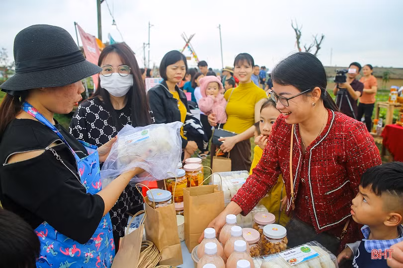 Trải nghiệm “Chợ gánh - Mùa thương đầu” tại Hà Tĩnh