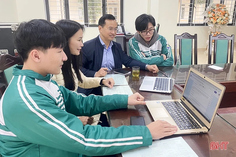 Chuyện về 3 giải nhất cuộc thi KHKT cấp tỉnh của học sinh Trường THPT Phan Đình Phùng