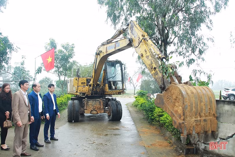 Cựu binh Hà Tĩnh hiến đất trị giá gần 400 triệu đồng mở rộng đường