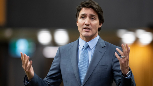 Chiến đấu cơ Mỹ lại bắn hạ vật thể bay lạ trên bầu trời Canada