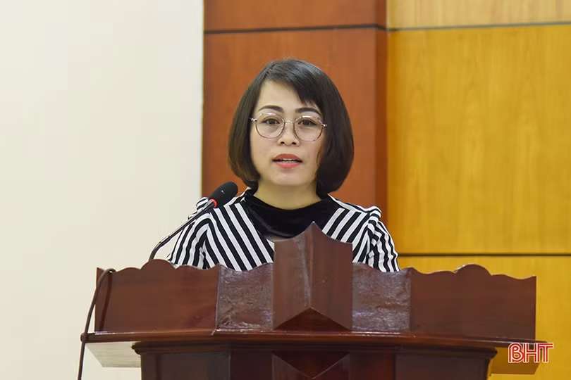 Công bố các quyết định của Ban Thường vụ Tỉnh ủy về chuyển giao tổ chức cơ sở đảng và đảng viên