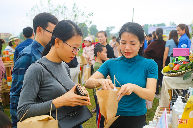Trải nghiệm “Chợ gánh - Mùa thương đầu” tại Hà Tĩnh