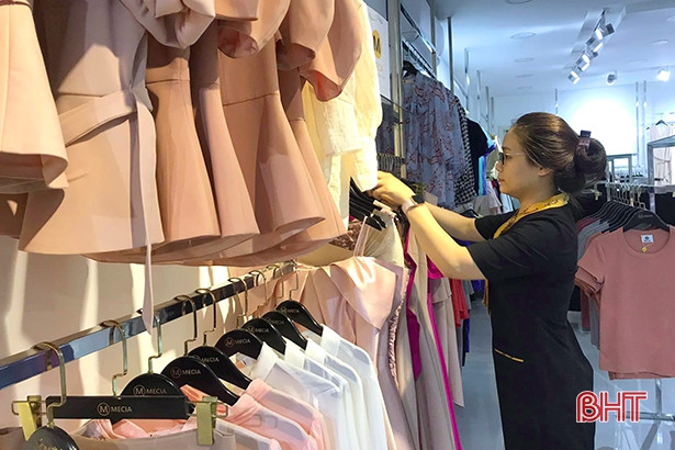 Tác hại của mặc quần áo mới mà không giặt