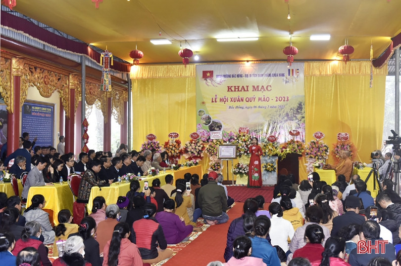 Chùa Hang - Hồng Lĩnh khai hội mùa xuân