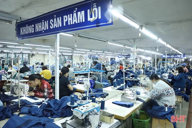 Thị trường khởi sắc, doanh nghiệp may mặc Hà Tĩnh liên tục nhận đơn hàng
