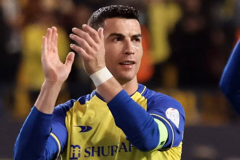 Ronaldo ghi 4 bàn trong trận thắng của Al Nassr
