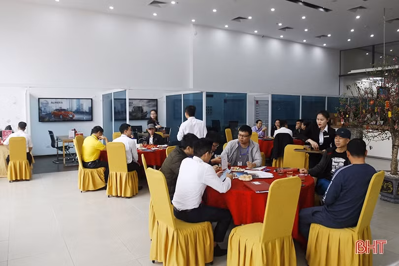 Nissan Hà Tĩnh tổ chức sự kiện lái thử xe Nissan Kicks, Almera và Navara