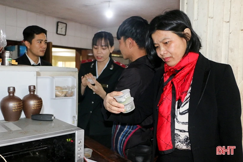 Đảm bảo an toàn vệ sinh thực phẩm trong các lễ hội mùa xuân ở Hà Tĩnh