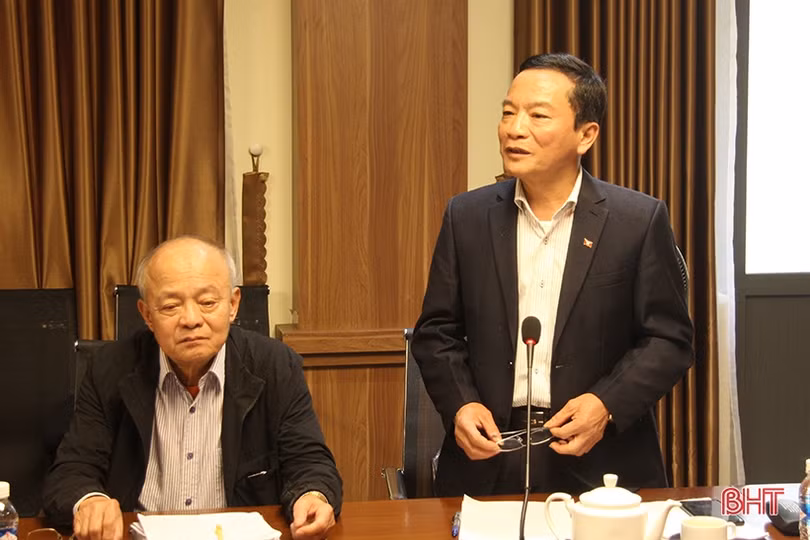 Đoàn ĐBQH Hà Tĩnh giám sát chuyên đề về đổi mới chương trình, sách giáo khoa ở Nghi Xuân