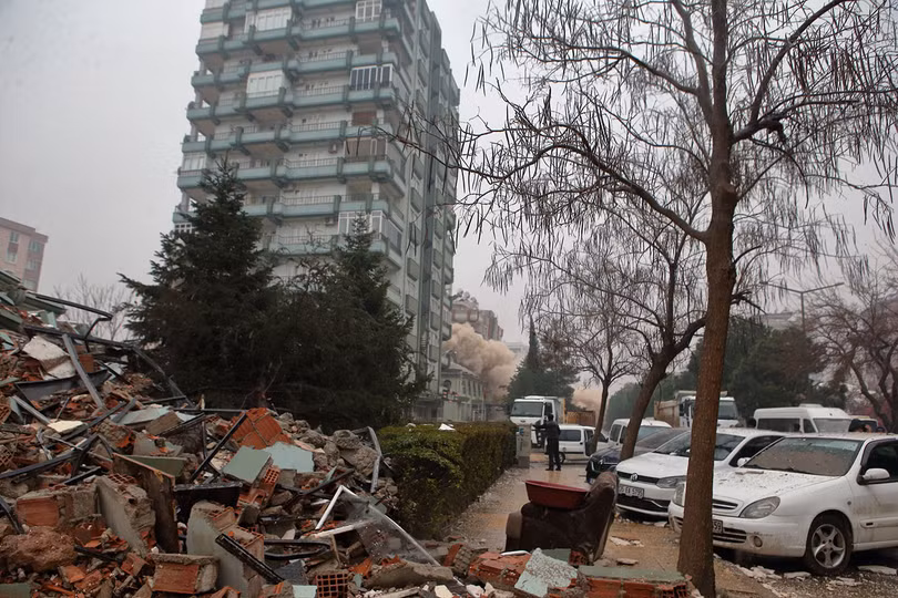 Cảnh hoang tàn sau trận động đất khiến hơn 4.300 người chết