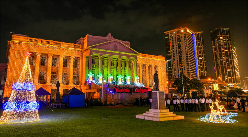 Giáng sinh rực rỡ khắp châu Á