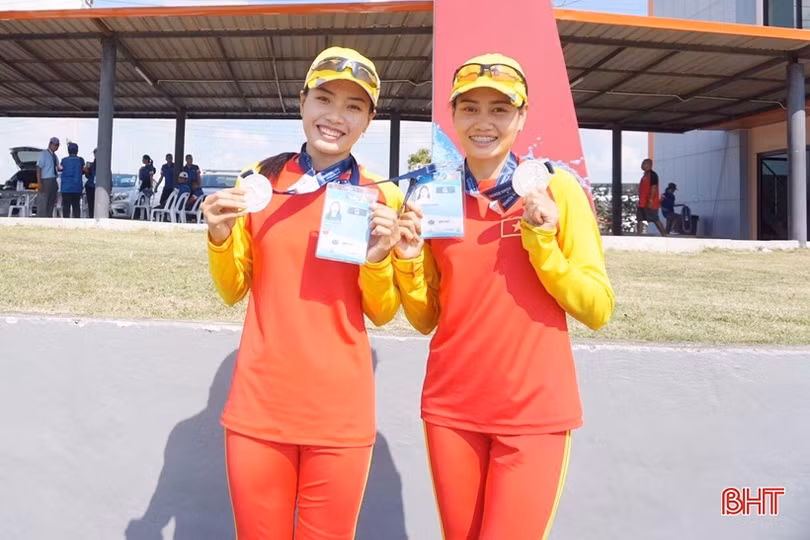 VĐV Hà Tĩnh giành 3 huy chương tại Giải đua thuyền Rowing U23 châu Á