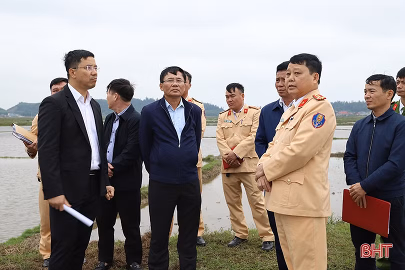 Điều tra nguyên nhân vụ tai nạn giao thông trên đường ven biển Hà Tĩnh