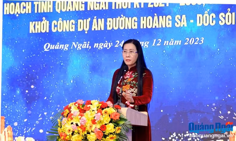 Công bố Quy hoạch tỉnh Quảng Ngãi và khởi công dự án Đường Hoàng Sa - Dốc Sỏi