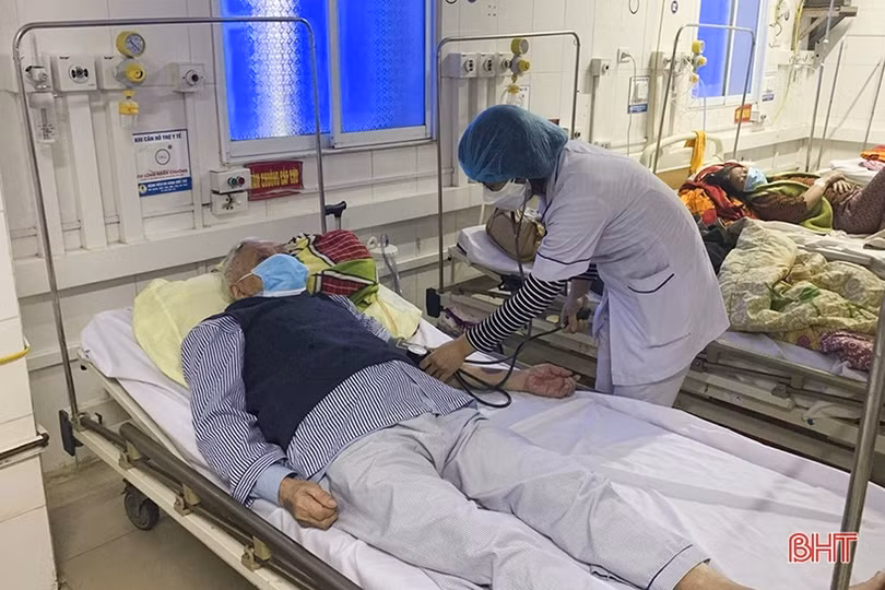 “Nói không với hút thuốc lá” trong bệnh viện ở Đức Thọ