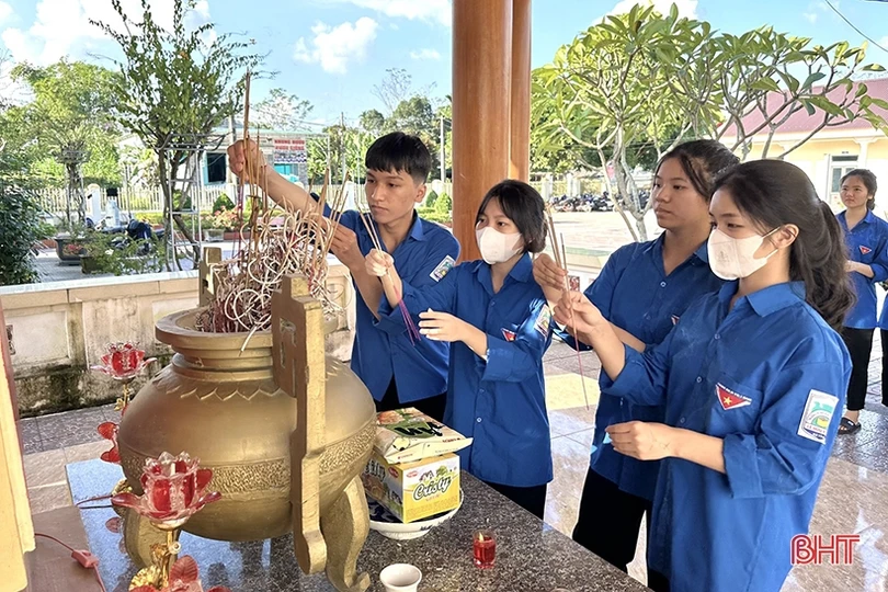 Tăng cường giáo dục truyền thống nhân ngày thành lập QĐND Việt Nam