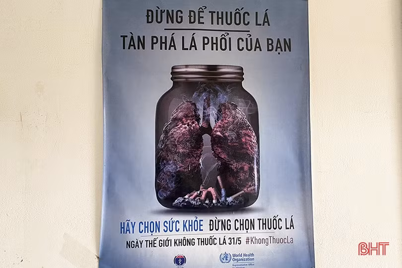 “Nói không với hút thuốc lá” trong bệnh viện ở Đức Thọ