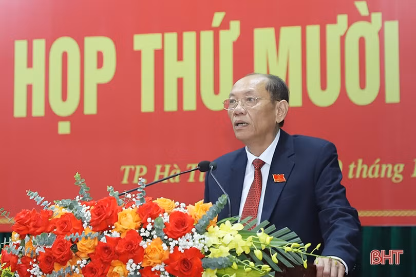 Các địa phương bàn bạc, thông qua nhiều nghị quyết quan trọng về phát triển KT-XH