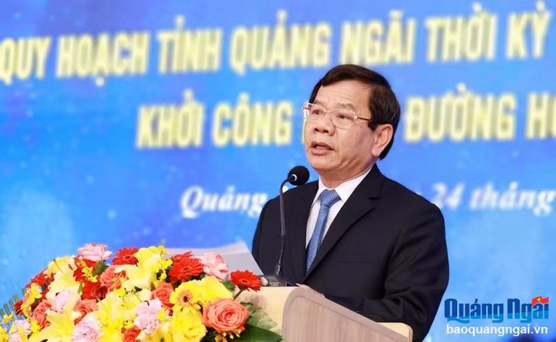 Công bố Quy hoạch tỉnh Quảng Ngãi và khởi công dự án Đường Hoàng Sa - Dốc Sỏi