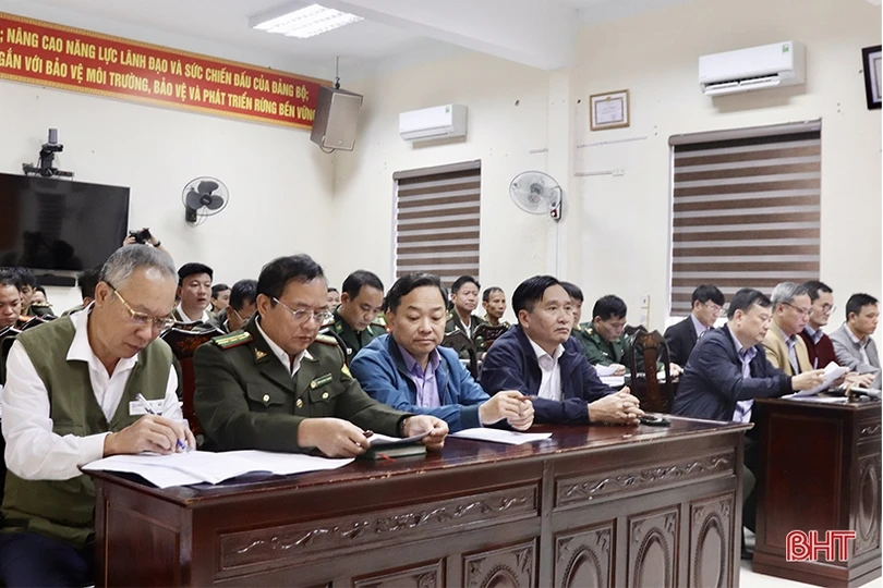 Lắp 85 điểm bẫy ảnh giám sát đa dạng sinh học tại Vườn Quốc gia Vũ Quang