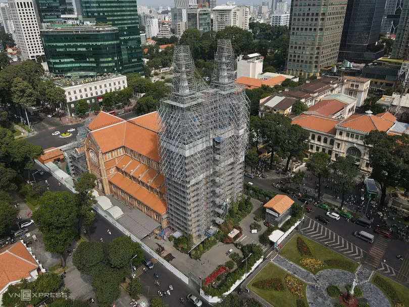 Nhà thờ Đức Bà Sài Gòn được trùng tu thế nào