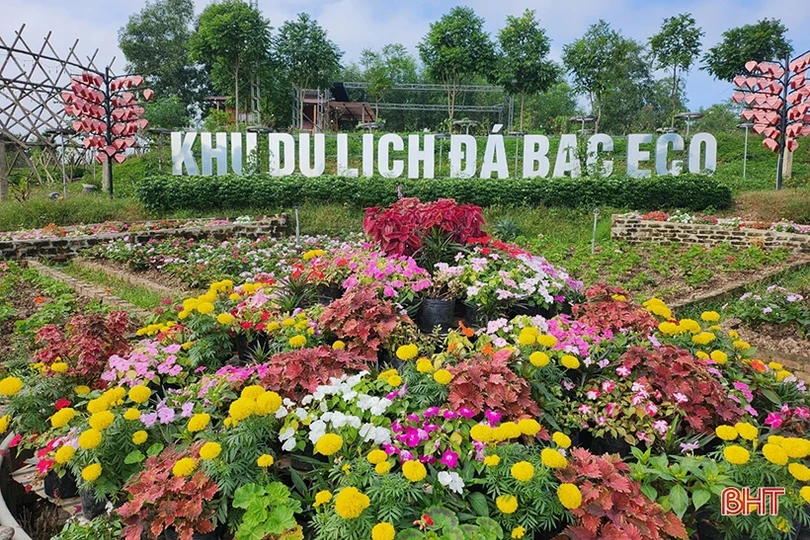 Đảm bảo phục vụ người dân, du khách vui chơi dịp Tết Dương lịch