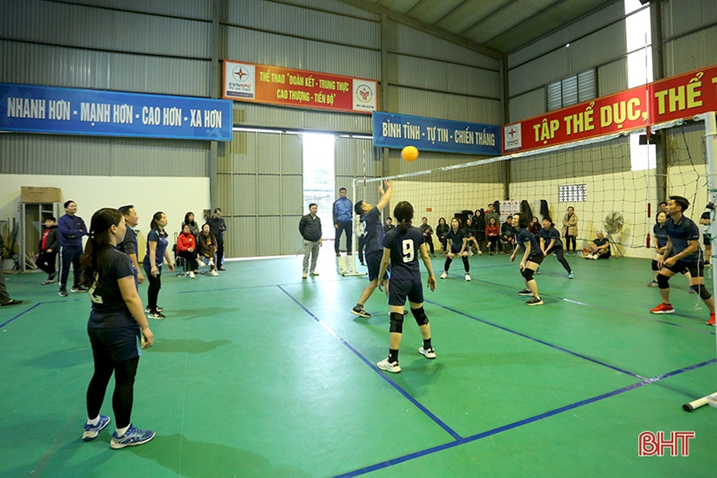 LĐLĐ tỉnh vô địch giải bóng chuyền khối mặt trận, đoàn thể