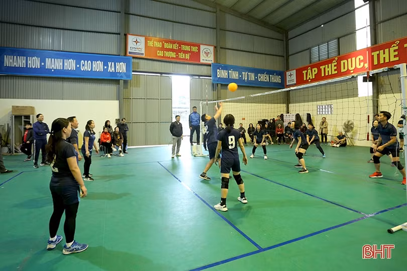 LĐLĐ tỉnh vô địch giải bóng chuyền khối mặt trận, đoàn thể