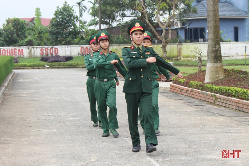 “Một ngày làm chiến sỹ” của học sinh mầm non Trung Kiên