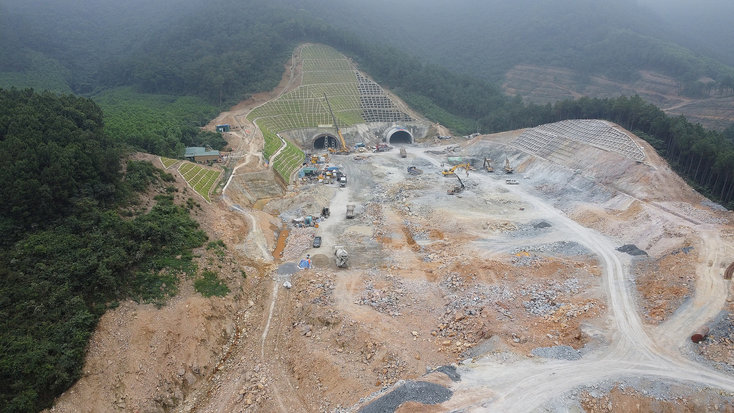 Chạy nước rút, đẩy tiến độ cao tốc Diễn Châu - Bãi Vọt- Ảnh 6. Chạy nước rút, đẩy tiến độ cao tốc Diễn Châu - Bãi Vọt