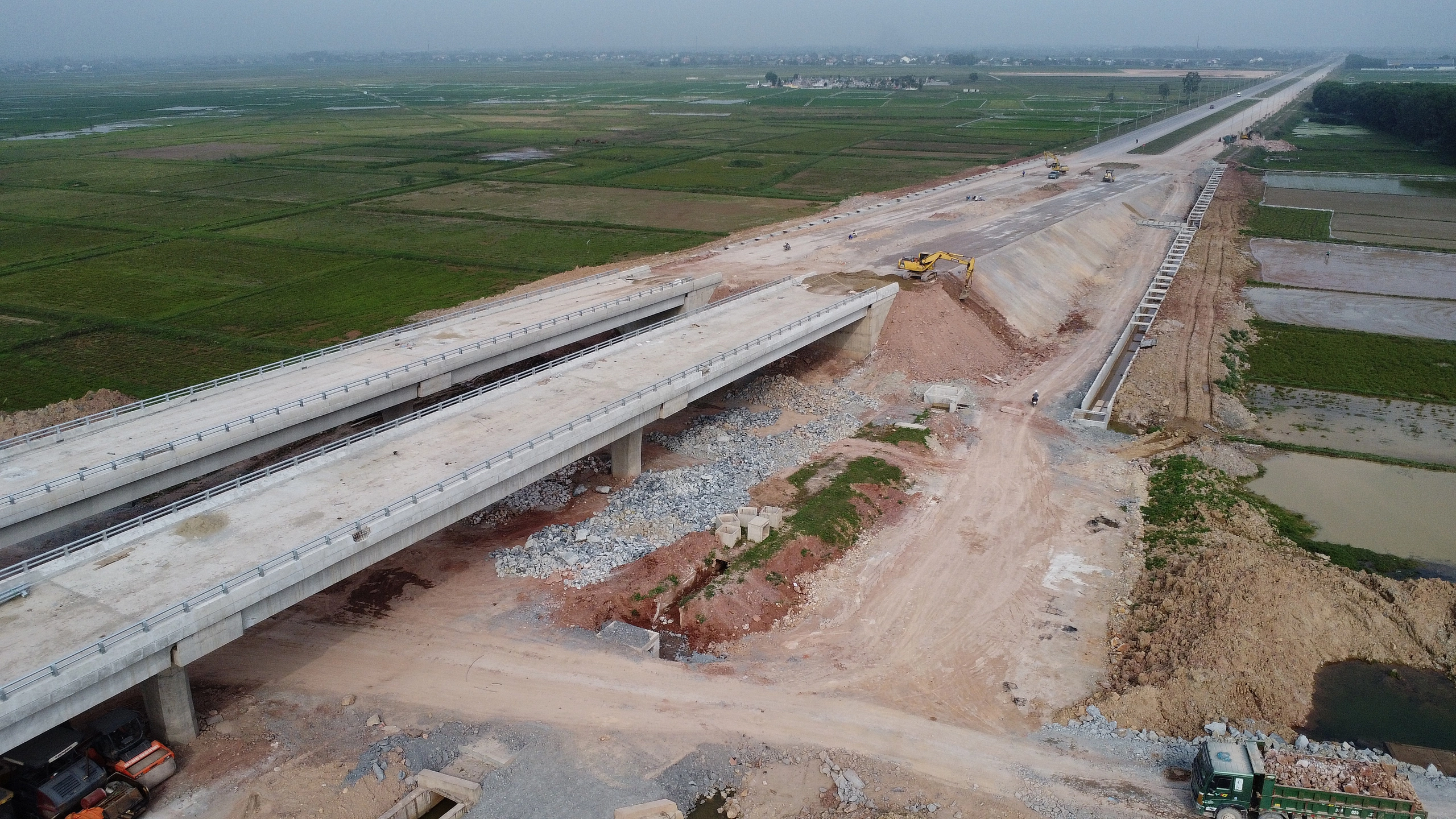 Chạy nước rút, đẩy tiến độ cao tốc Diễn Châu - Bãi Vọt- Ảnh 15. Chạy nước rút, đẩy tiến độ cao tốc Diễn Châu - Bãi Vọt