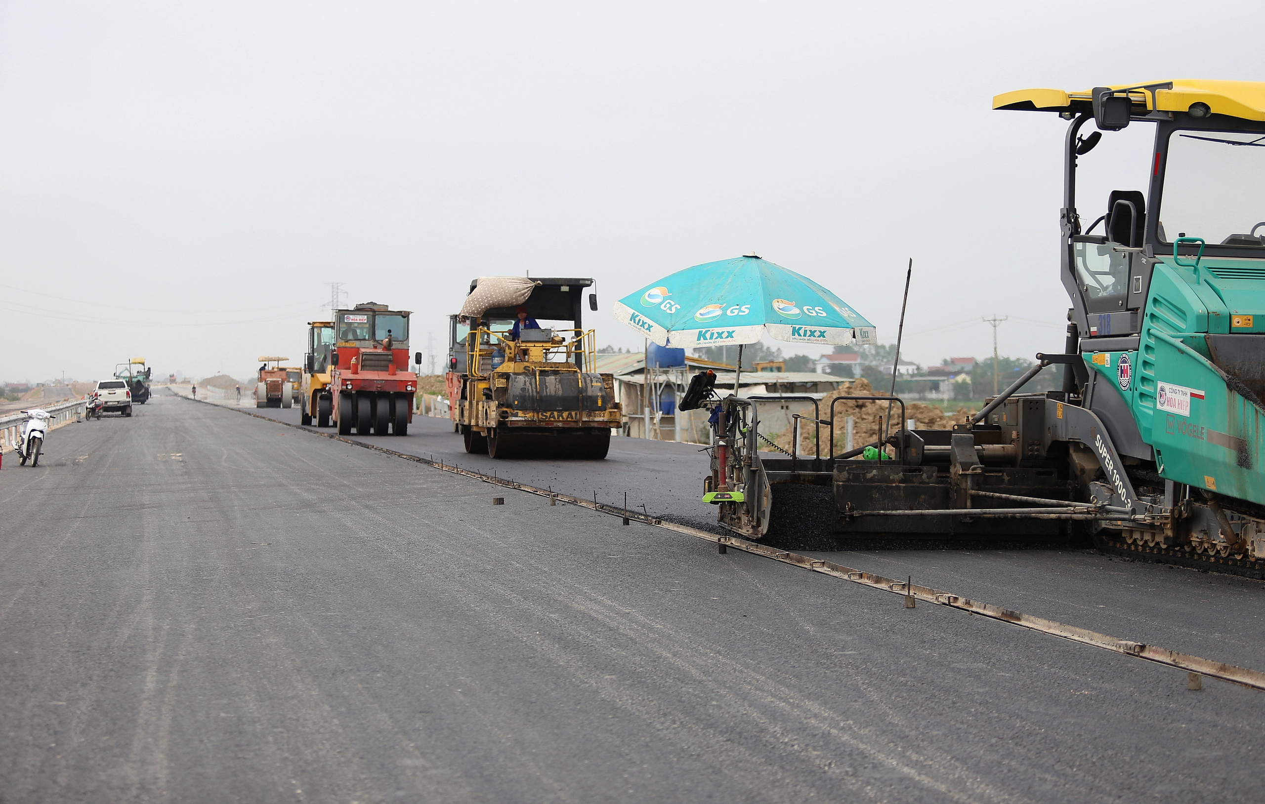 Chạy nước rút, đẩy tiến độ cao tốc Diễn Châu - Bãi Vọt- Ảnh 12. Chạy nước rút, đẩy tiến độ cao tốc Diễn Châu - Bãi Vọt